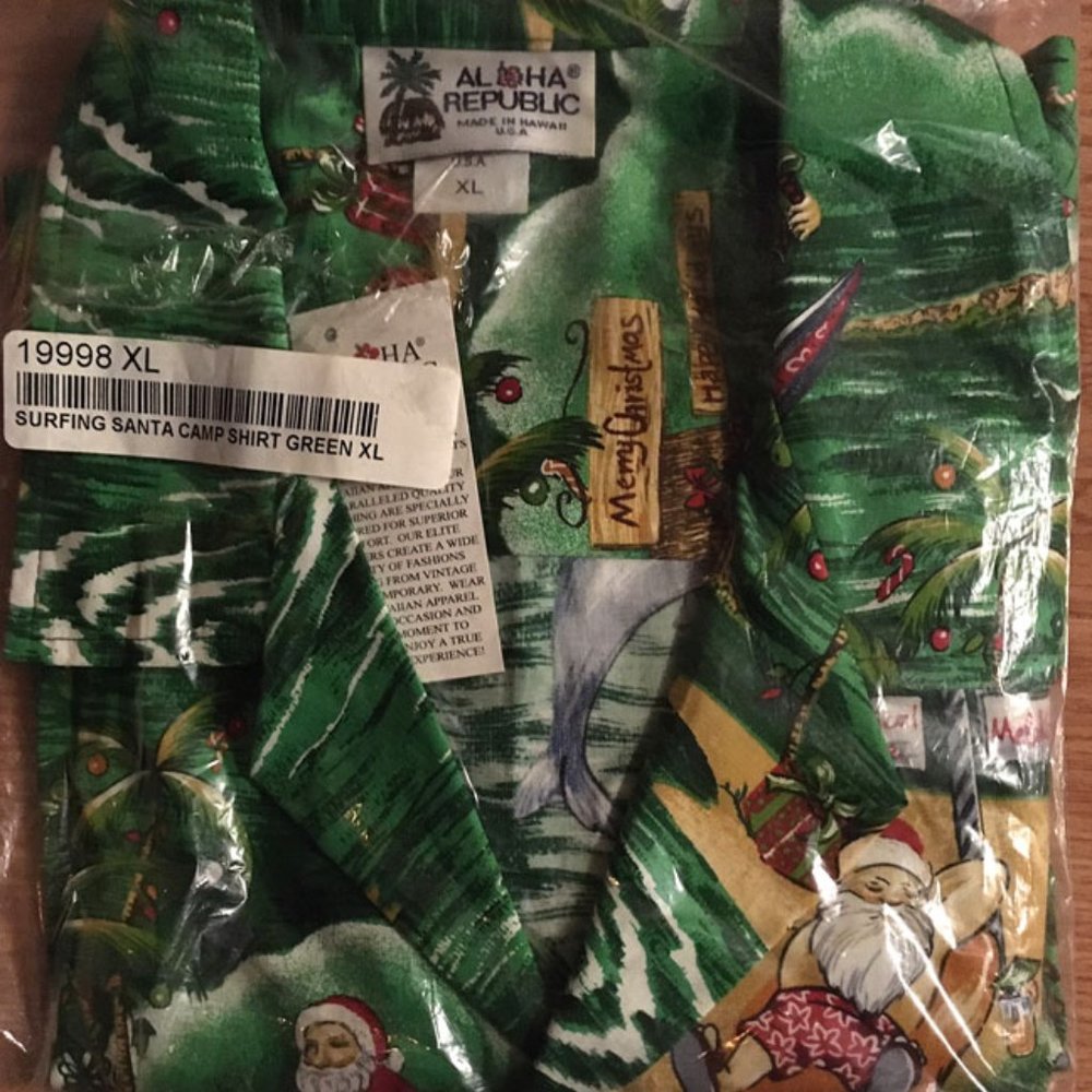 New Aloha Republic Surfing Santa Hawaiian Shirt - Size XL